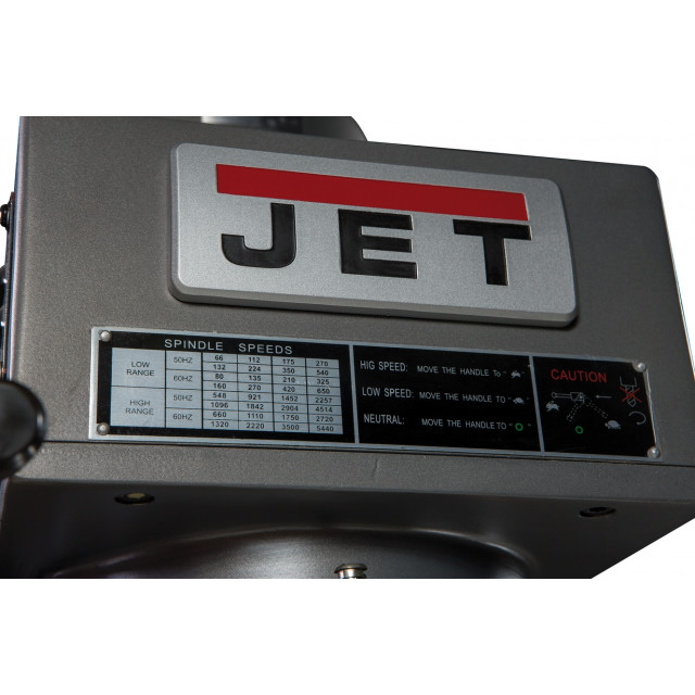 Вертикально-фрезерный станок JET JVM-836TS Вертикально-фрезерный станок JET JVM-836TS