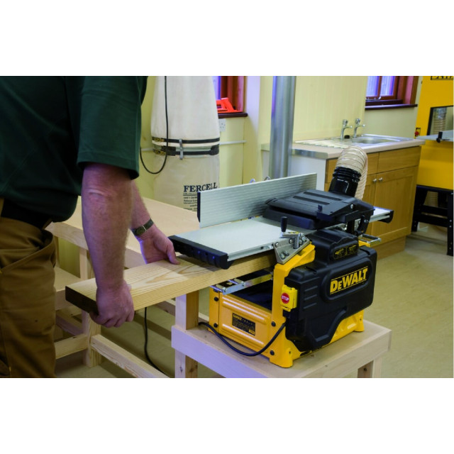 Станок строгальный DeWALT D27300